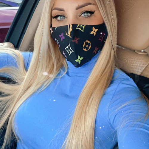 Вера Большаковa