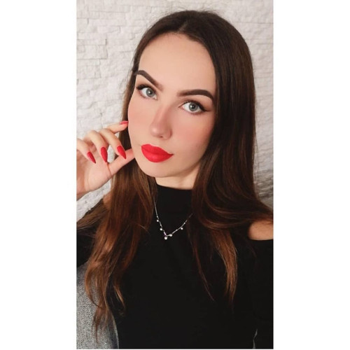 Злата Потаповa