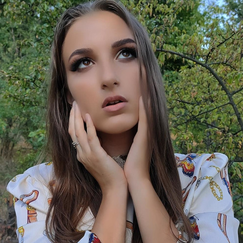 Валерия Бирюковa