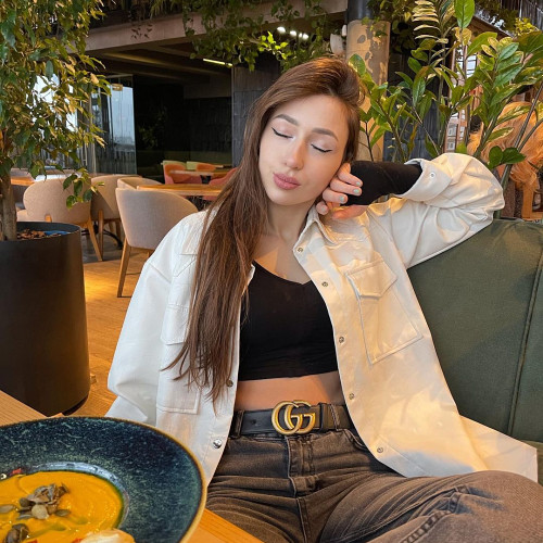 Изабелла Савинa