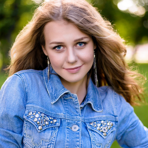 Доминика Ивановa