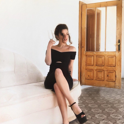 Ксения Ждановa