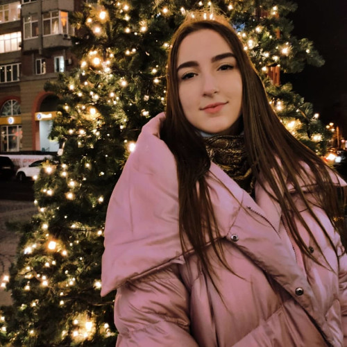 Алиса Поповa