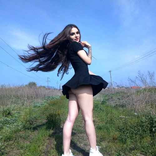 Нонна Хохловa