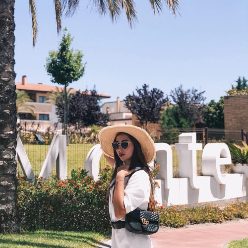 Анна Жуковa