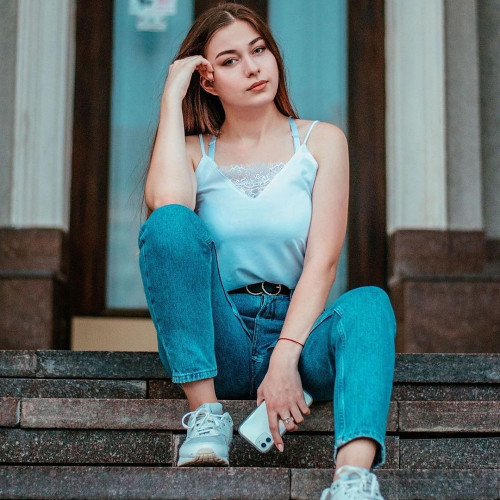 Наташа Броваренко