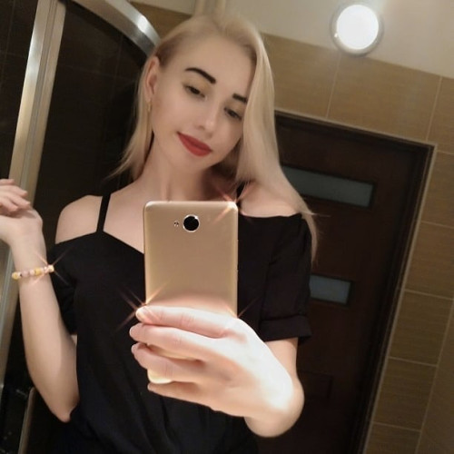 Нина Макаровa