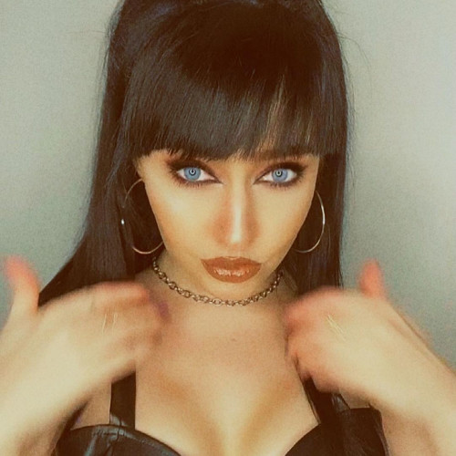 Полина Буровa
