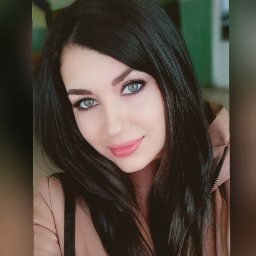 Дина Овчинниковa