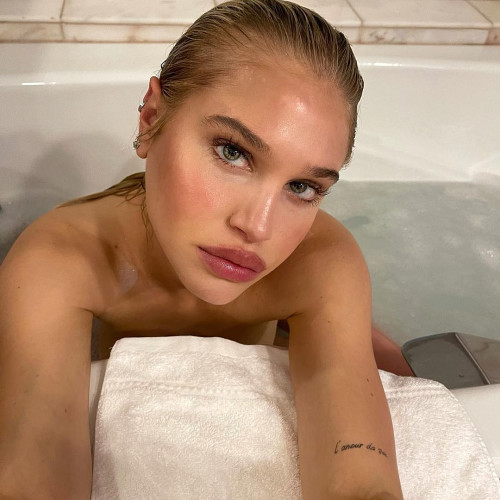 Елизавета Логиновa