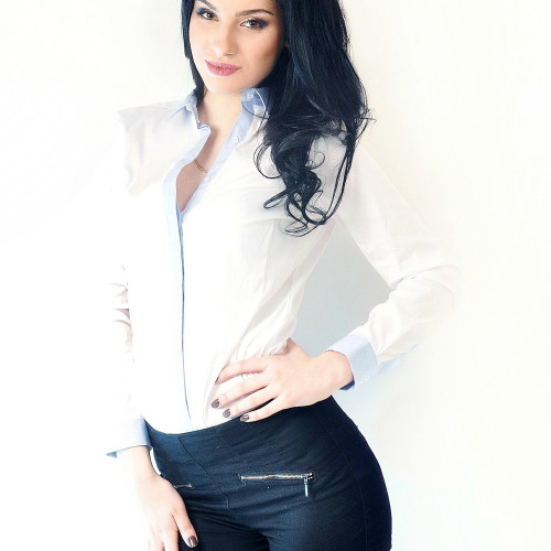 Лидия Комаровa