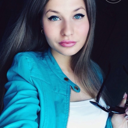 Яна Селезнёвa