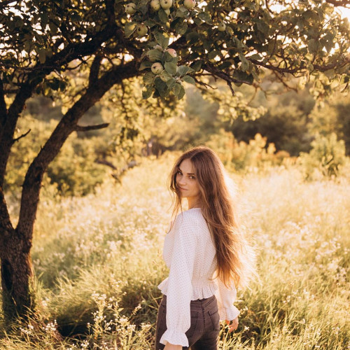 Нонна Поповa