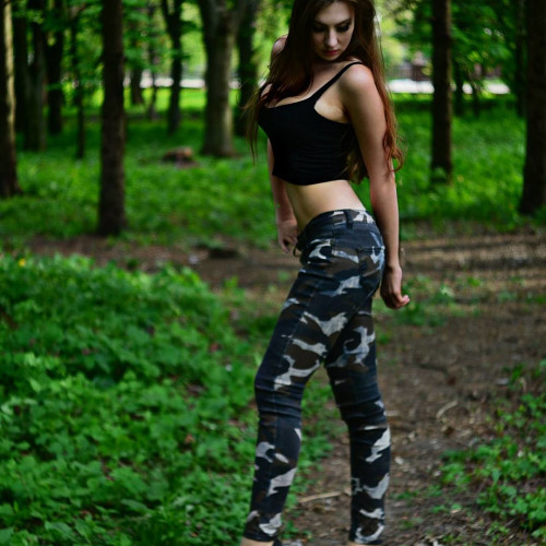 Нелли Мироновa