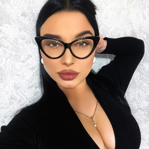 Изабелла Силинa