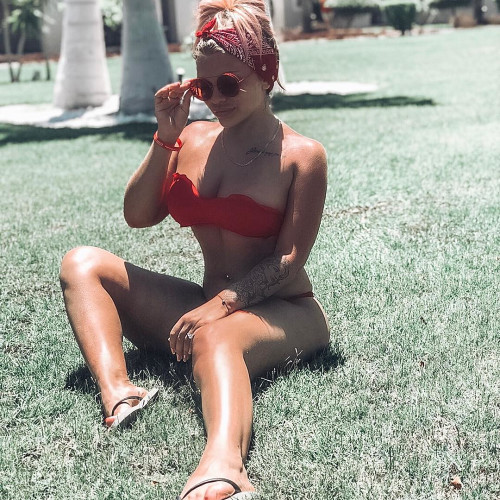 Елена Суворовa