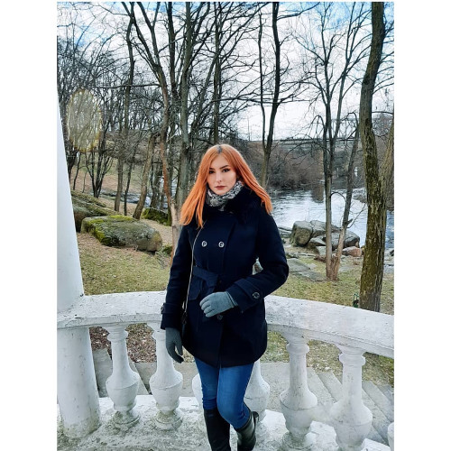 Лада Исаевa