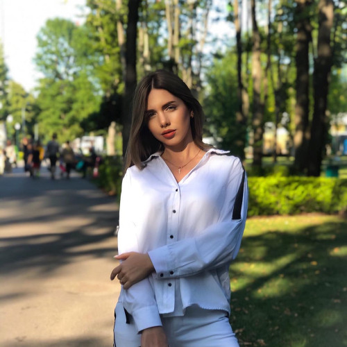 Полина Мишинa