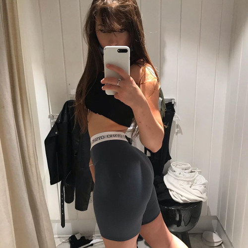 Алла Беляковa