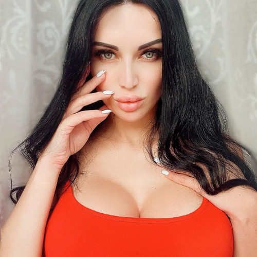 Искра Лапинa