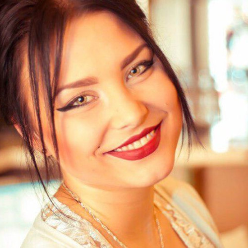 Александра Сафоновa