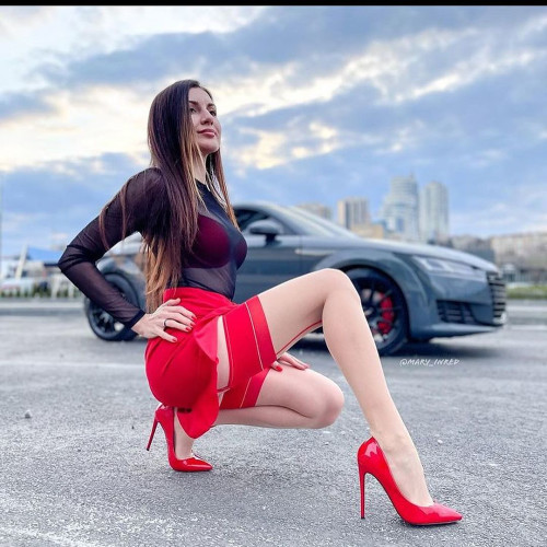 Полина Доронинa