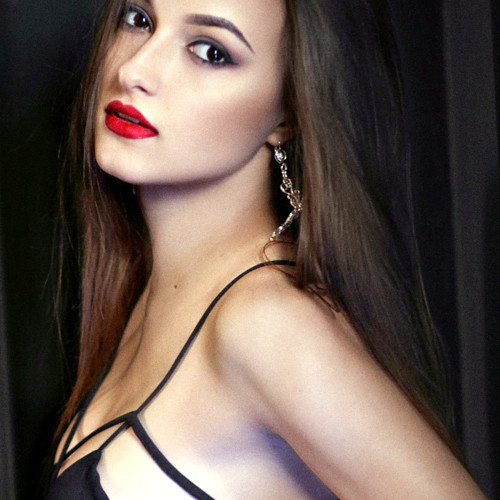 Елена Вишняковa