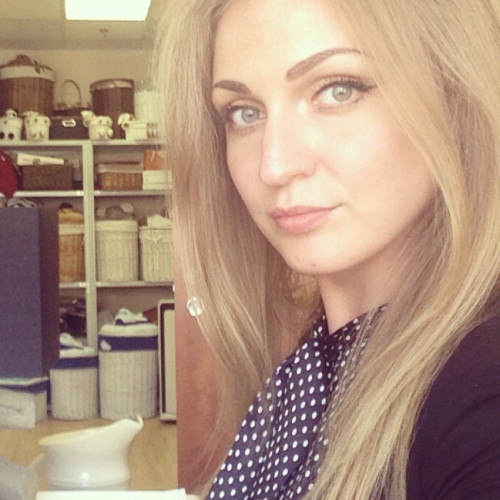 Рената Хохловa