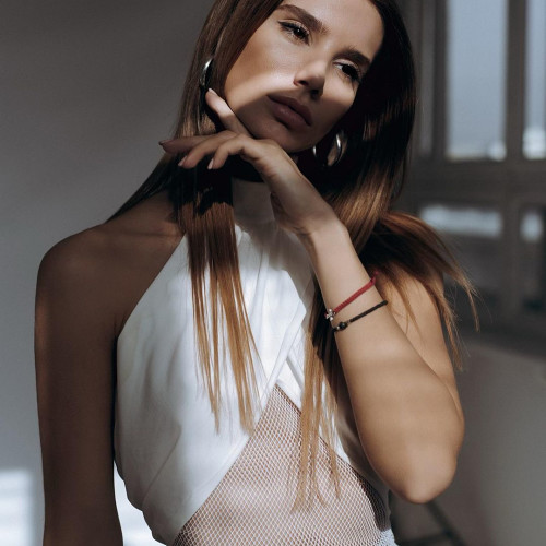 Кіра Мельниченко