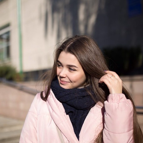 Эмма Сазоновa