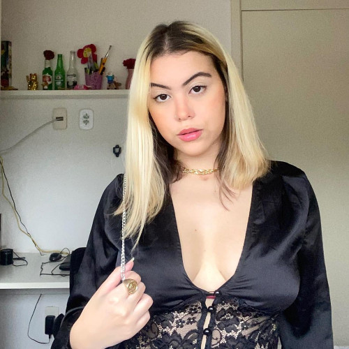 Эмма Логиновa