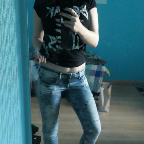 Ксения Тихоновa