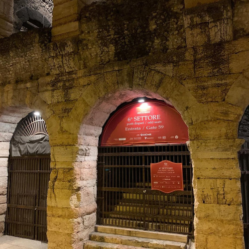 Людмила Хохловa