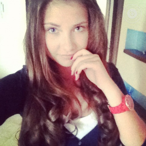 Алёна Медведевa