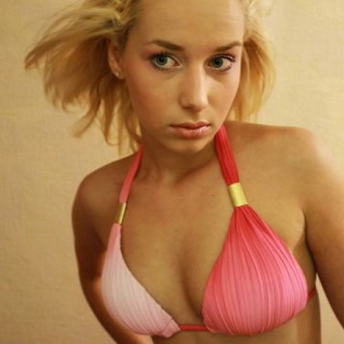 Алёна Ларионовa