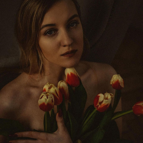 Лада Сухановa