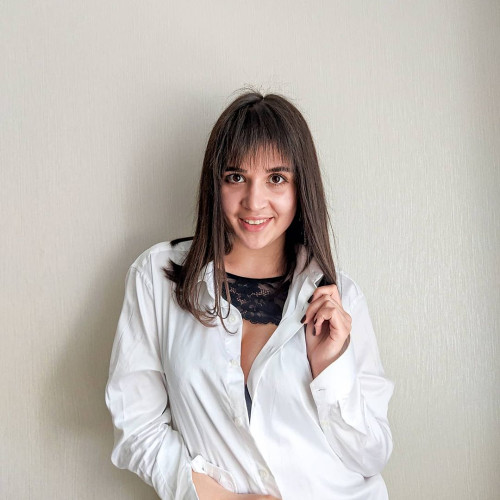 Клара Исаковa