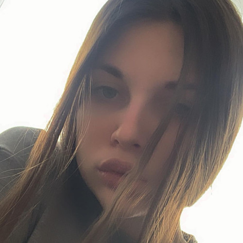 Лариса Голубевa