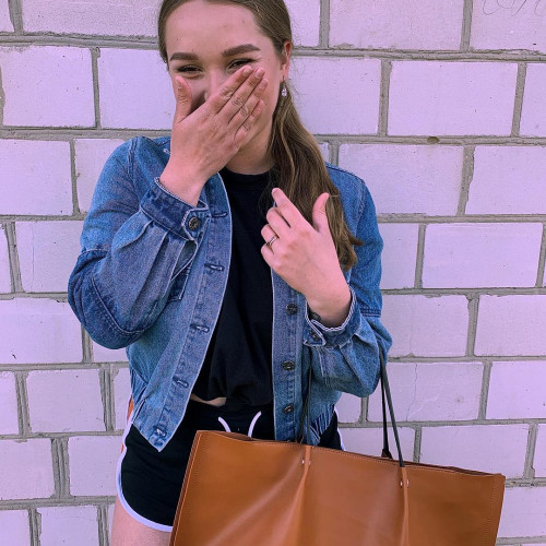 Искра Макаровa