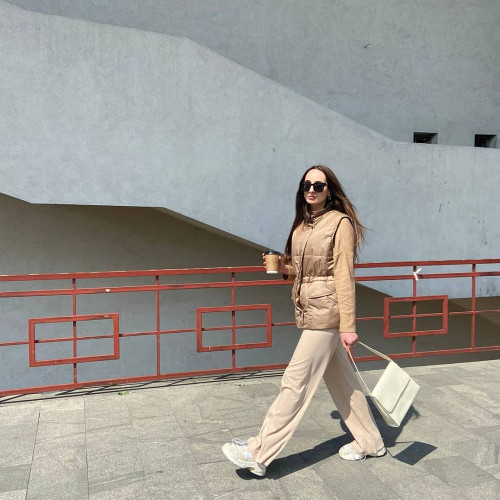 Нина Савинa