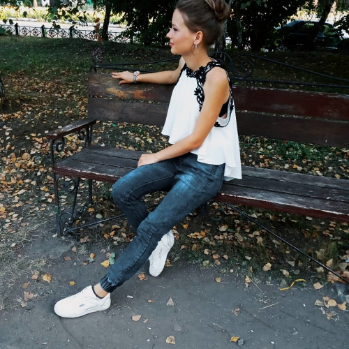 Эмилия Носовa