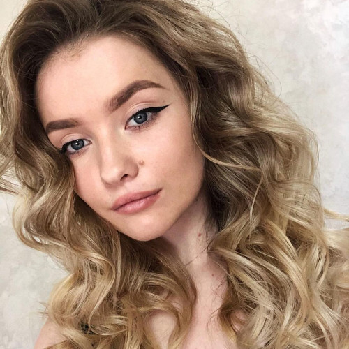 Анастасия Ларионовa