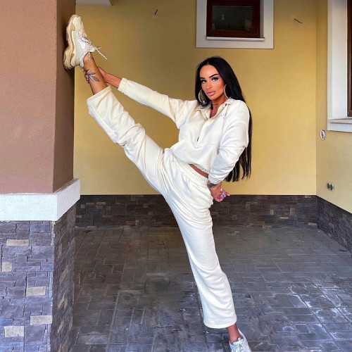 Люся Соколовa