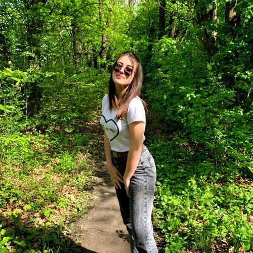 Александра Тихоновa