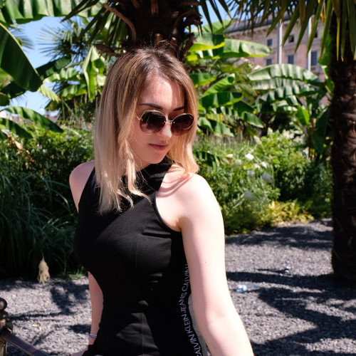 Диана Мишинa