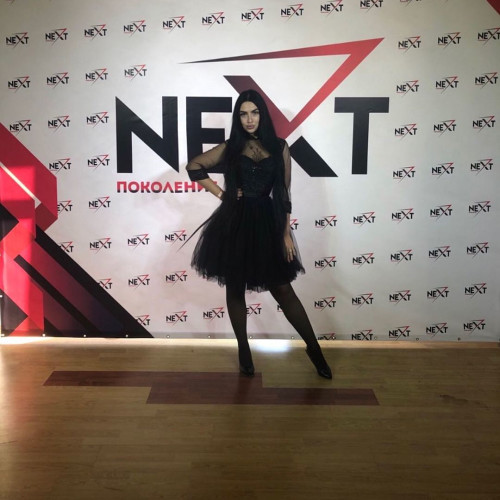 Полина Сафоновa