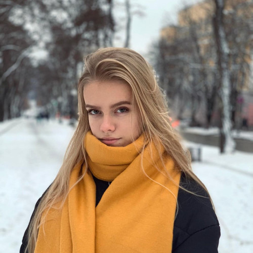 Людмила Ефремовa