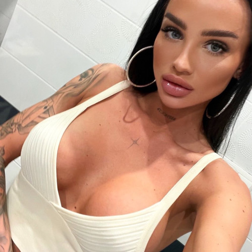 Доминика Мартыновa