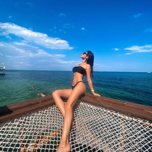 Люся Русаковa