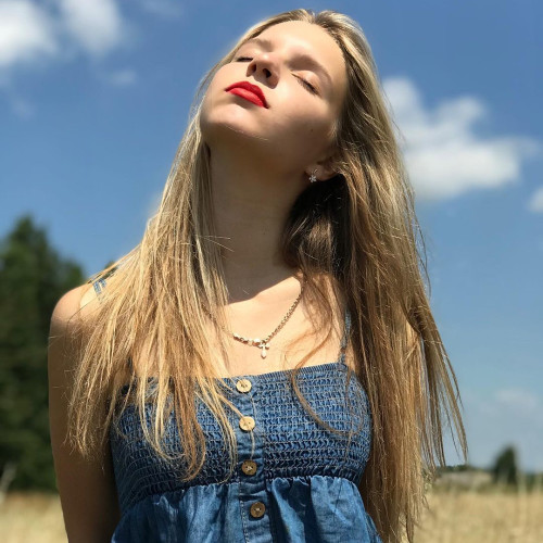 Вера Мироновa